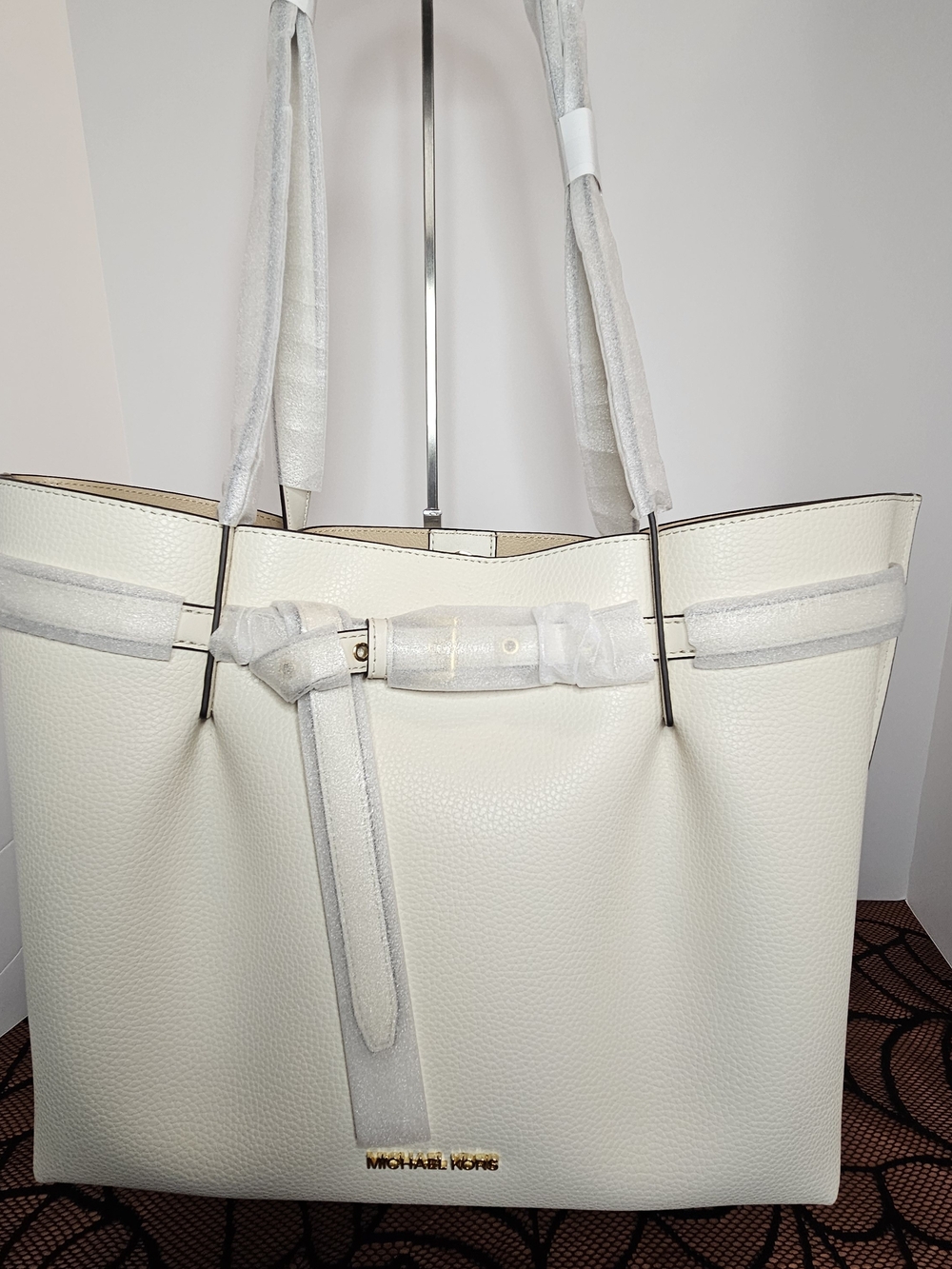 NWT/Wrapping Michael Kors Large Bag - Picture 8 of 9